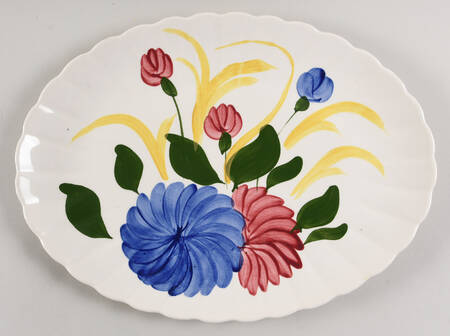 Chrysanthemum 15" Oval Serving Platter