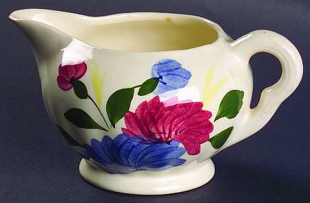 Chrysanthemum Creamer