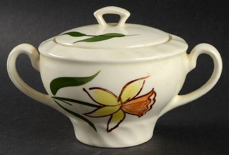 Daffodil Sugar Bowl & Lid