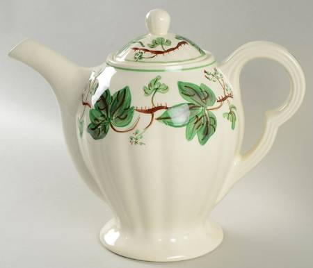 Dewberry Coffee Pot & Lid