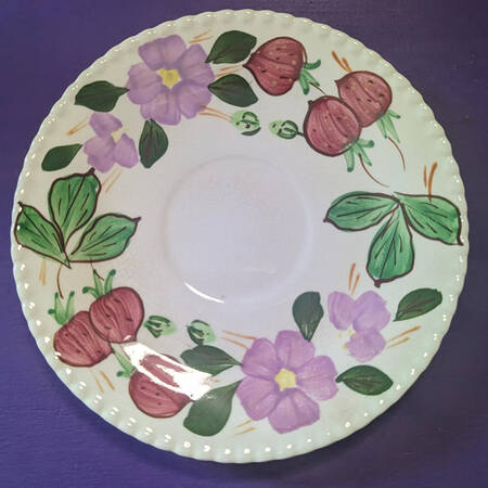 Flowering Berry Saucer