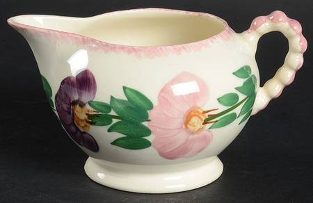 Flower Wreath Creamer