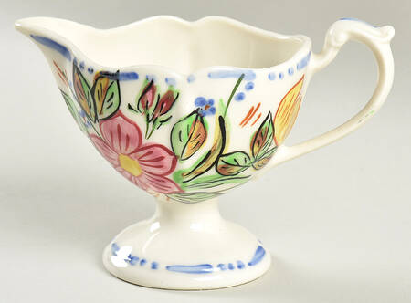 Nove Rose Creamer