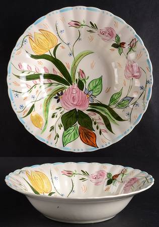 Nove Rose 9" Round Vegetable Bowl