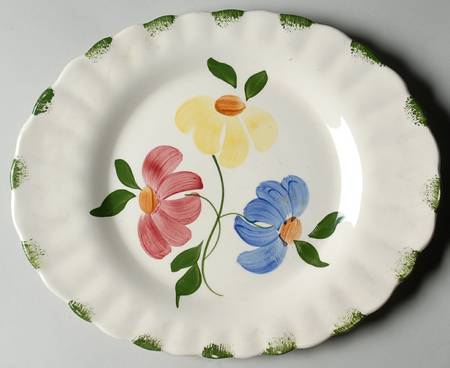 Painted Daisy 12" Oval Serving Platter