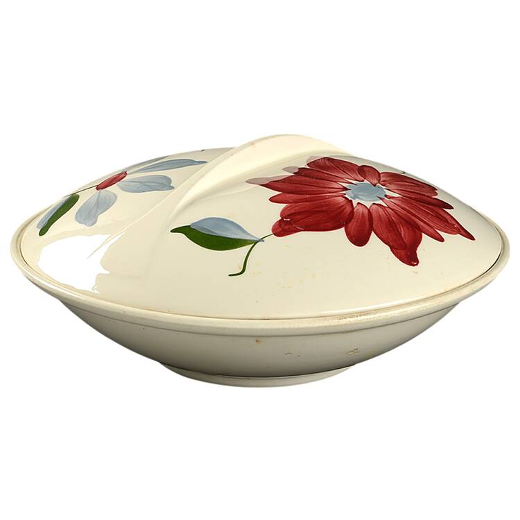 Petal Point Round Covered Vegetable