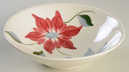 Petal Point 8" Round Vegetable Bowl