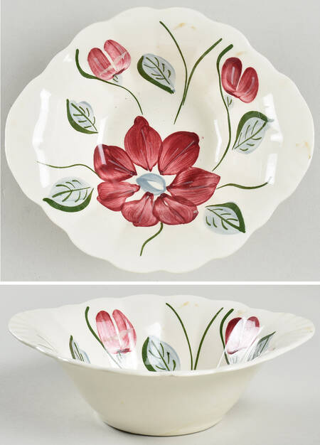 Poinsettia (Colonial) Lugged Cereal Bowl