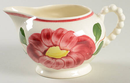Pom Pom Creamer