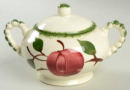 Quaker Apple Sugar Bowl & Lid