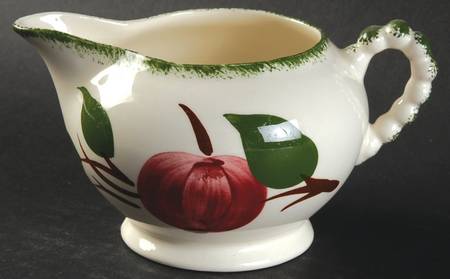Quaker Apple Creamer