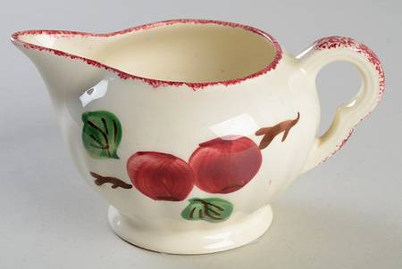 Red Apple Creamer