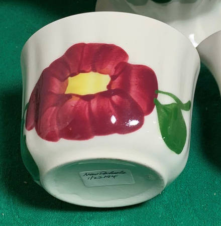Red Nocturne Variant (Colonial) Mini Open Sugar Bowl