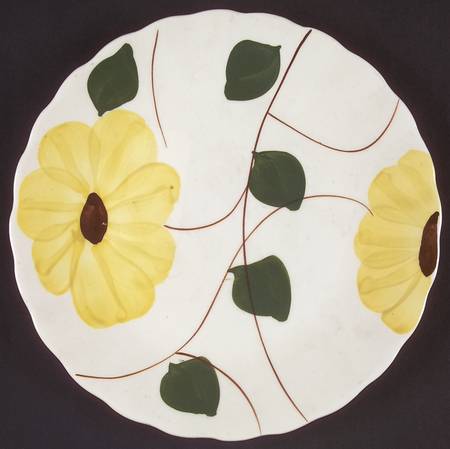Ridge Daisy Salad Plate