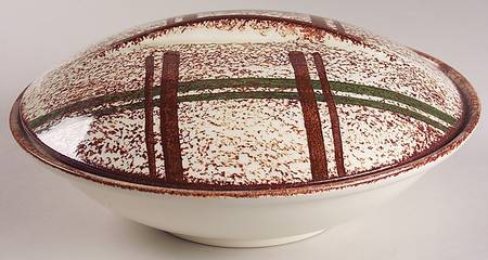 Rustic Plaid Round Covered Vegetable