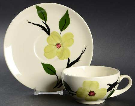 Southern Dogwood (Chartreuse) Flat Cup & Saucer Set