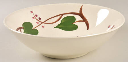 Stanhome Ivy 8" Round Vegetable Bowl