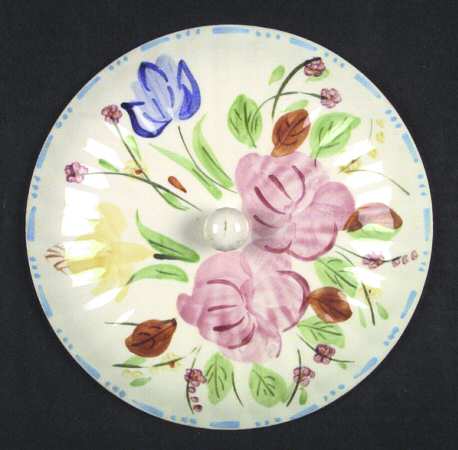 Waltz Time Lid for Round Vegetable
