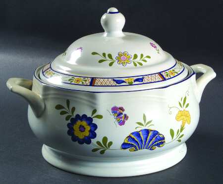 Bretonne Round Covered Vegetable