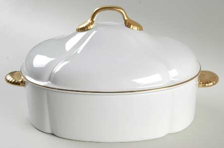 Coquille D'Or Gold 2.5 Quart Oval Covered Casserole