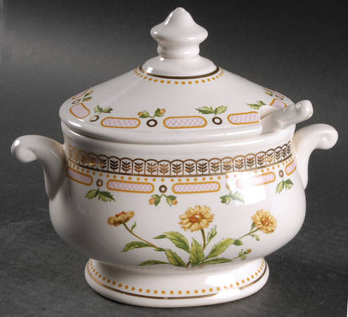 Floral Potpourri Sauce Boat & Lid