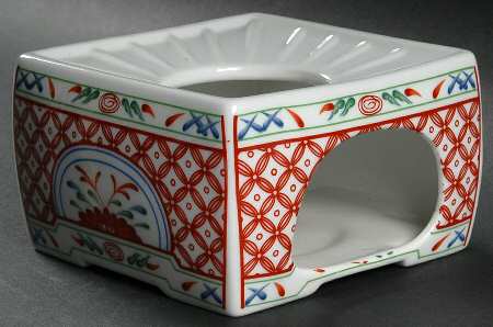 Flowers of Seto China Warmer Stand