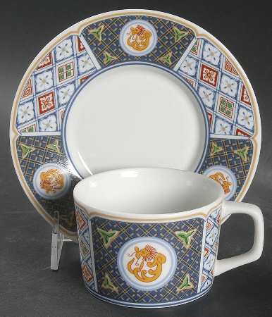 Grand Kabuki Flat Cup & Saucer Set