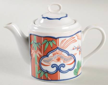 Heirloom Creamer & Lid