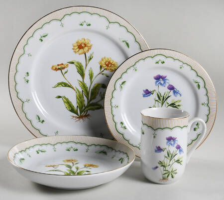 Victorian Gardens 4 Piece Place Setting