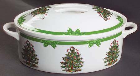 Yule Tide 2.5 Quart Oval Covered Casserole