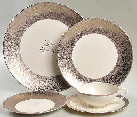 Winrock 40 Piece Estate Set