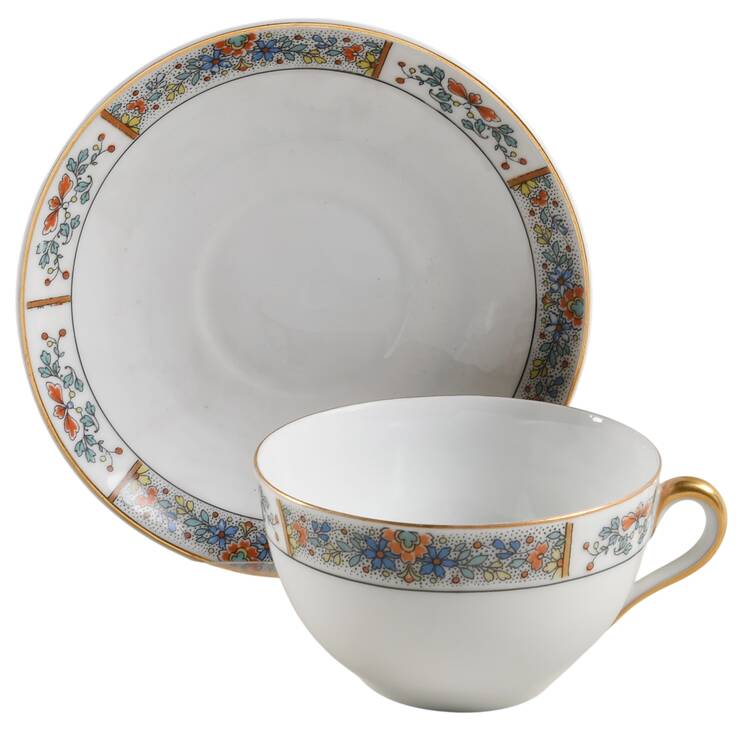 Flat Cup & Saucer Set