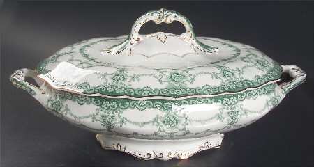 Venice Oval Covered Vegetable