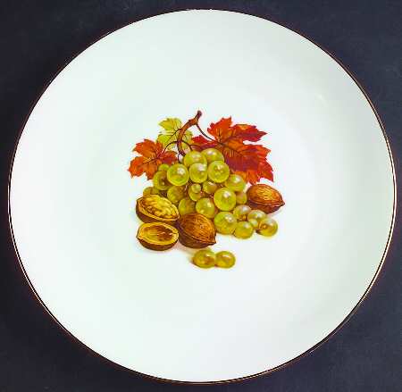 BTH4 (1-16" Gold Trim) Dinner Plate
