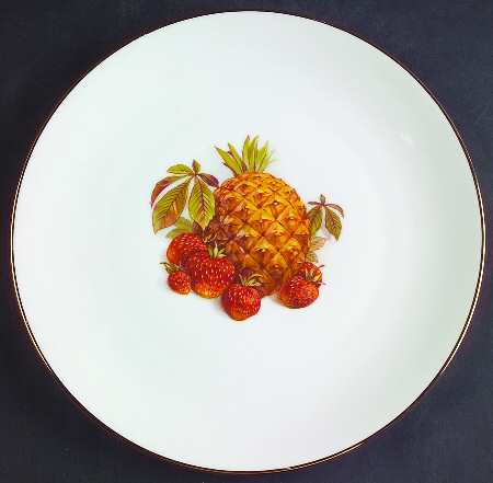 BTH4 (1-16" Gold Trim) Dinner Plate