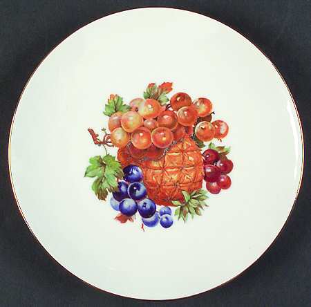 BTH4 (1-16" Gold Trim) Salad Plate