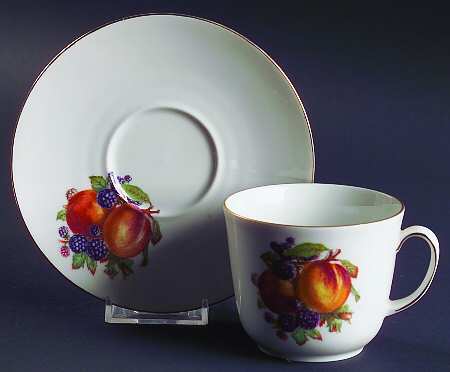 BTH4 (1-16" Gold Trim) Flat Cup & Saucer Set