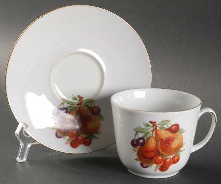 BTH4 (1-16" Gold Trim) Flat Cup & Saucer Set
