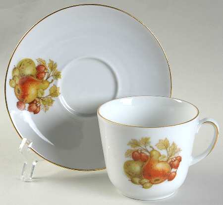 BTH4 (1-16" Gold Trim) Flat Cup & Saucer Set