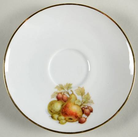 BTH4 (1-16" Gold Trim) Saucer for Flat Cup