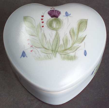 Thistleware Heart Shape Box & Lid