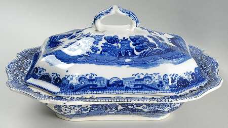 Blue Willow (Non Restaurant, No Trim) Rectangular Covered Vegetable