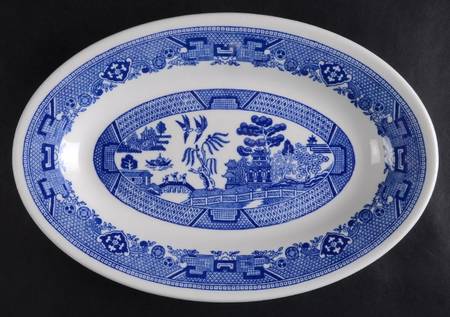 Blue Willow (Restaurant Ware) 10" Oval Serving Platter