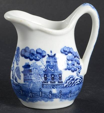 Blue Willow (Restaurant Ware) Creamer