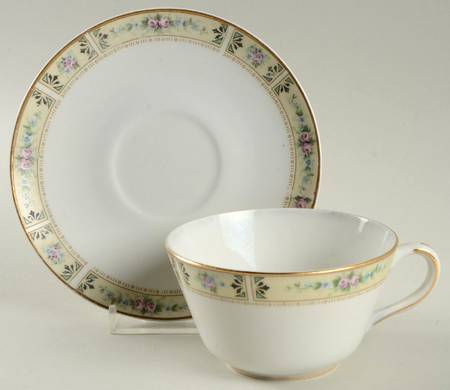 BUF11 Footed Cup & Saucer Set