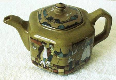 Ye Olden Days Teapot & Lid