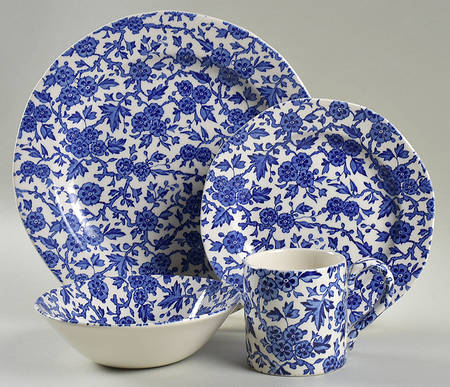 Arden Blue 32 Piece Estate Set