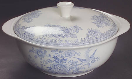 Asiatic Pheasants Blue Round Covered Vegetable