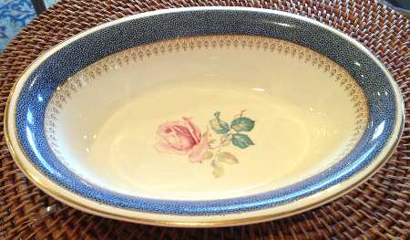 BUL9 9" Oval Vegetable Bowl