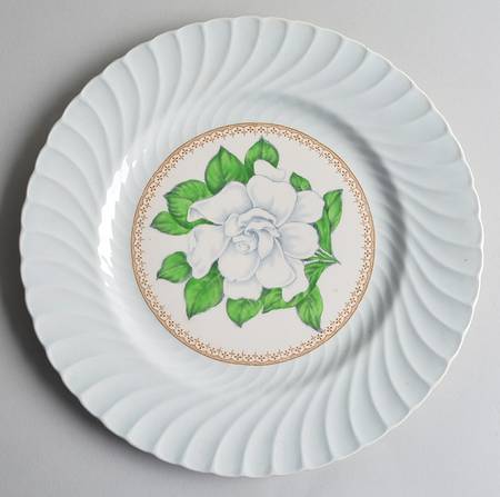 Gardenia Dinner Plate